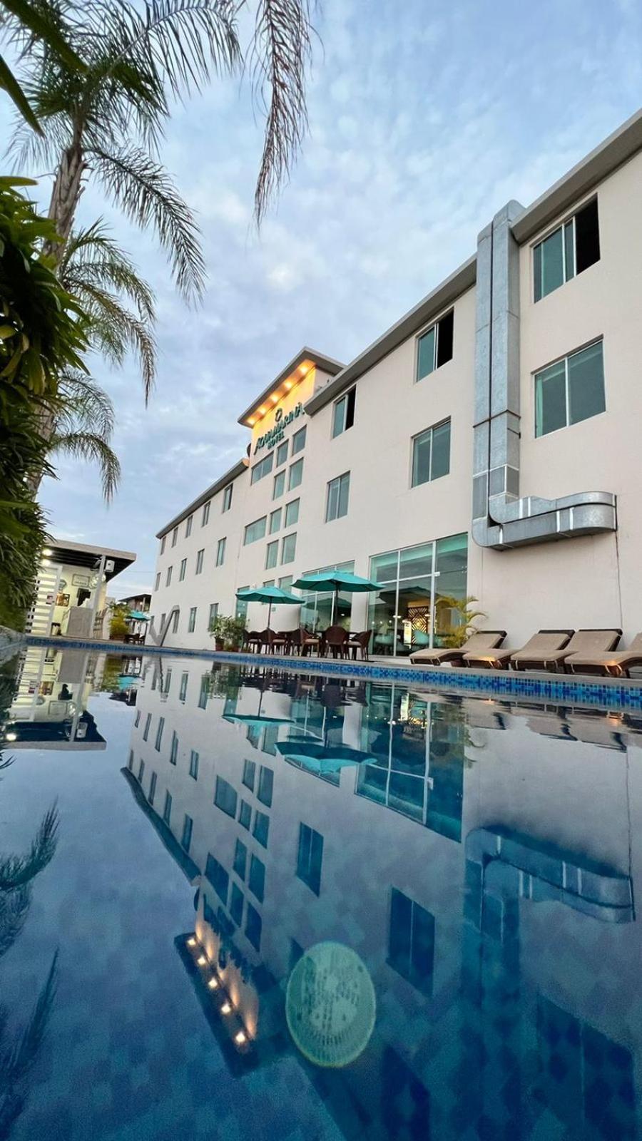 Aquamarina Hotel Манта Екстер'єр фото