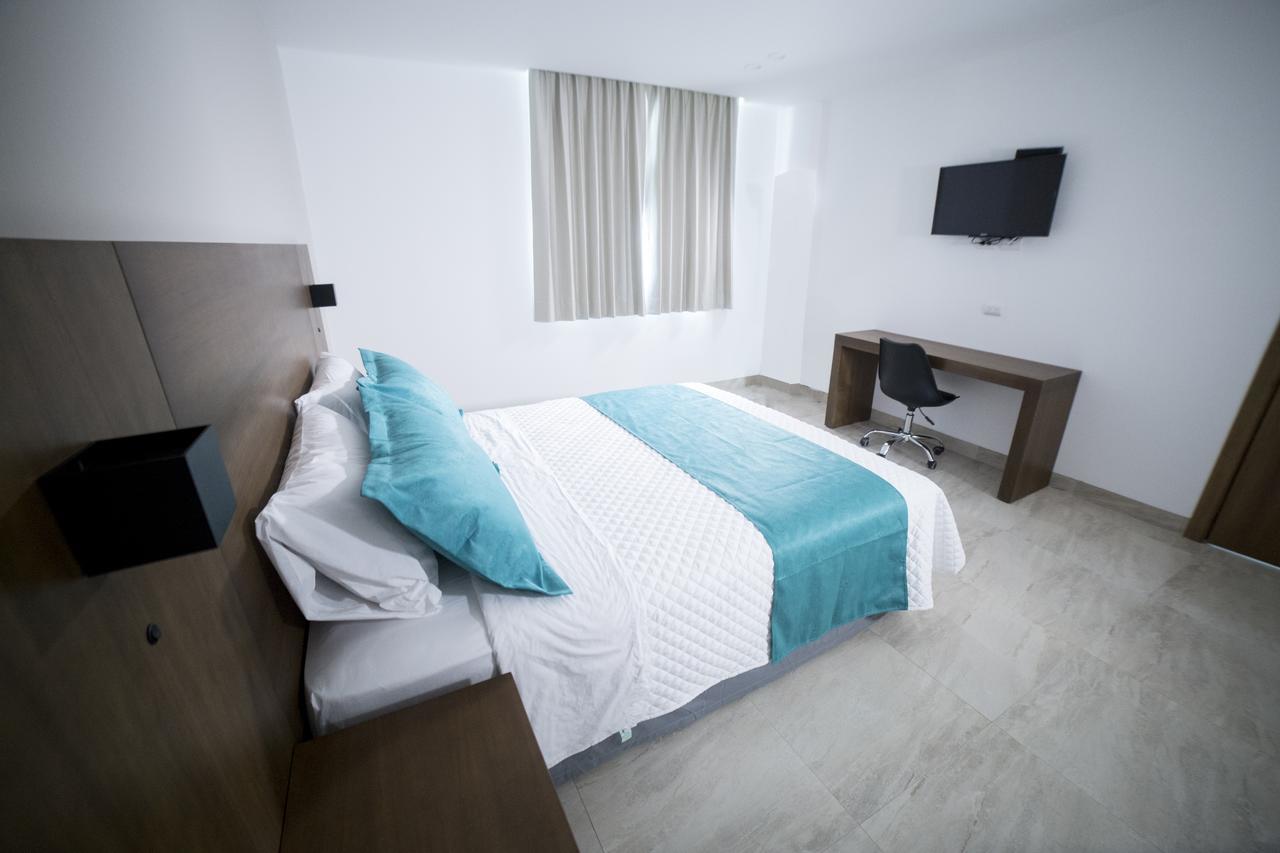 Aquamarina Hotel Манта Екстер'єр фото
