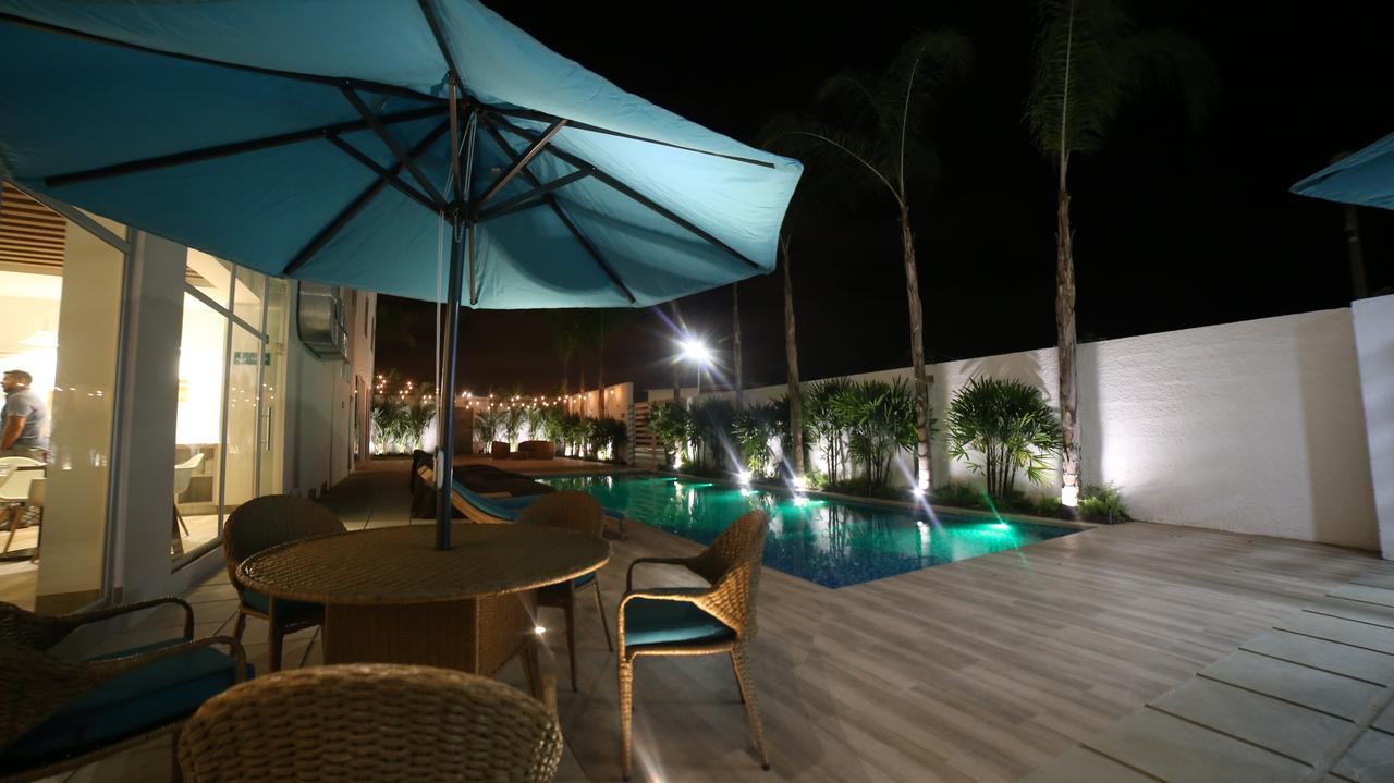 Aquamarina Hotel Манта Екстер'єр фото