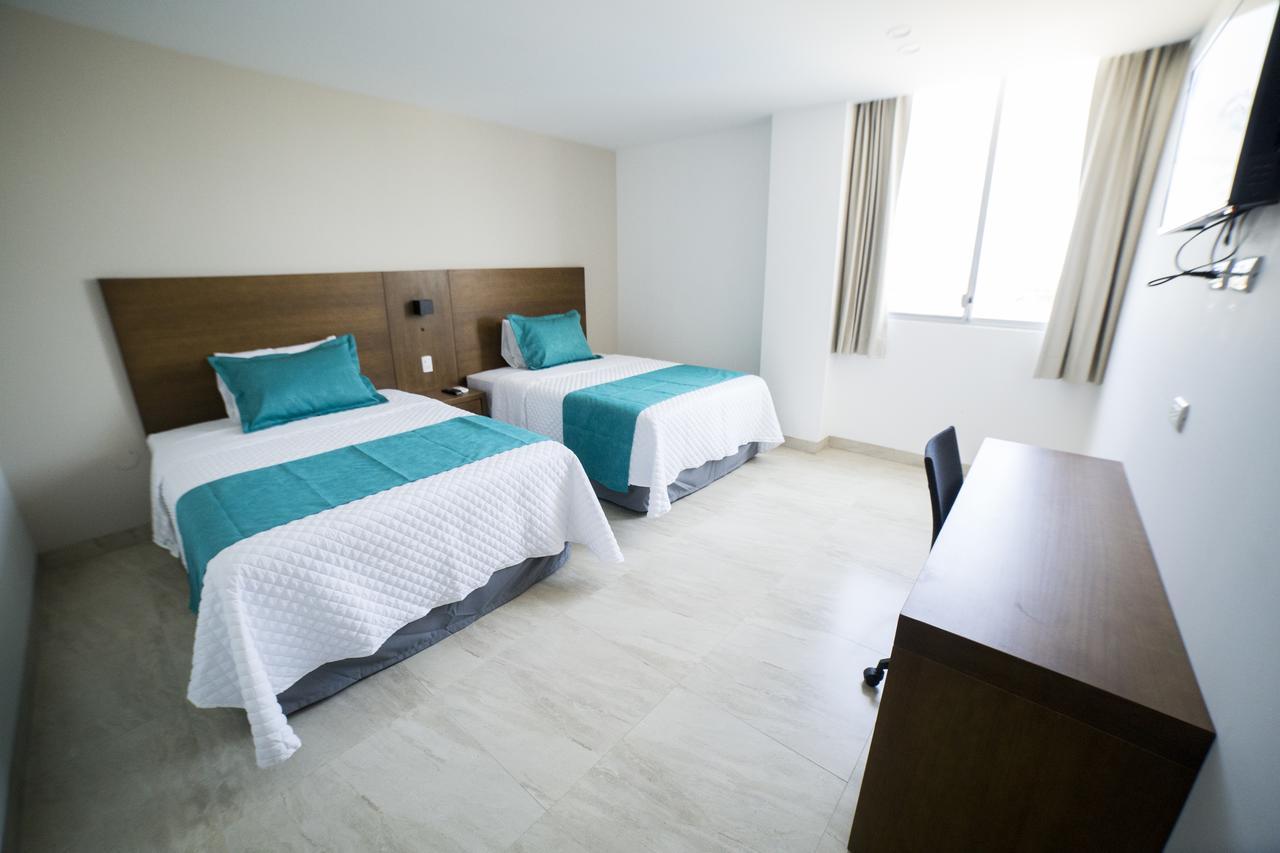 Aquamarina Hotel Манта Екстер'єр фото