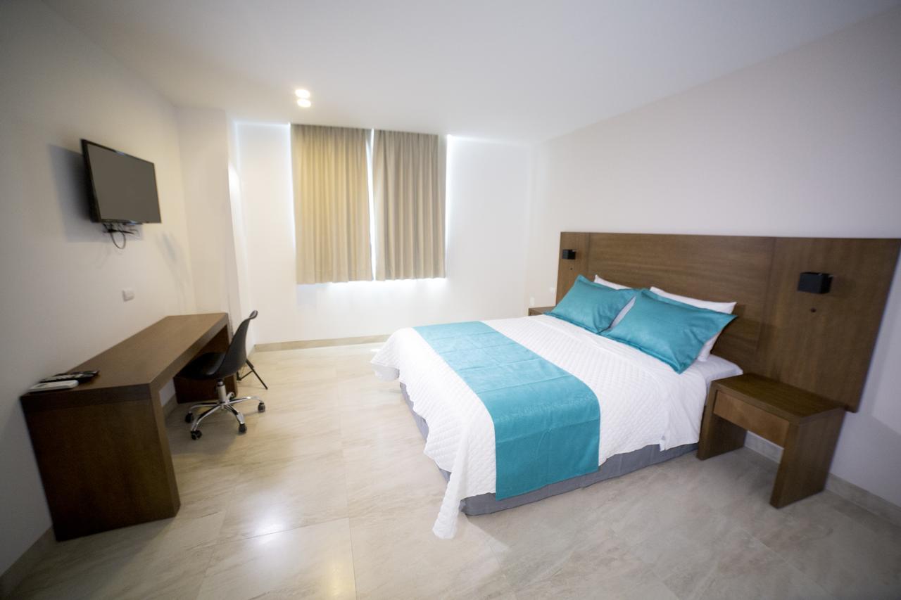 Aquamarina Hotel Манта Екстер'єр фото